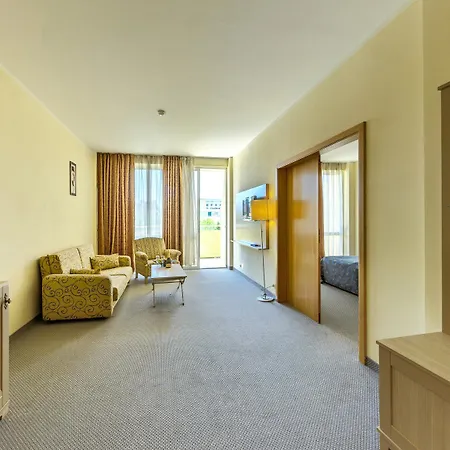 Club Sunny 4* Sluneční pobřeží