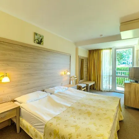 Club Sunny Отель 4*