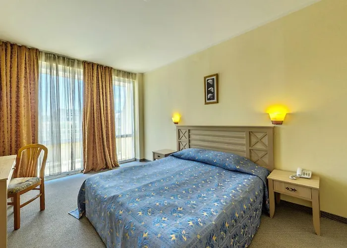 Club Sunny 4* Sluneční pobřeží